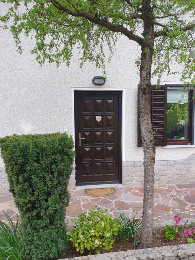 Homestay Ostan 보베츠 외부 사진
